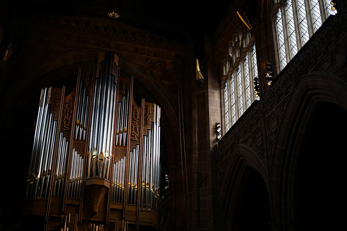 old youth h3BaXjSmNFc Manchester Cathedral