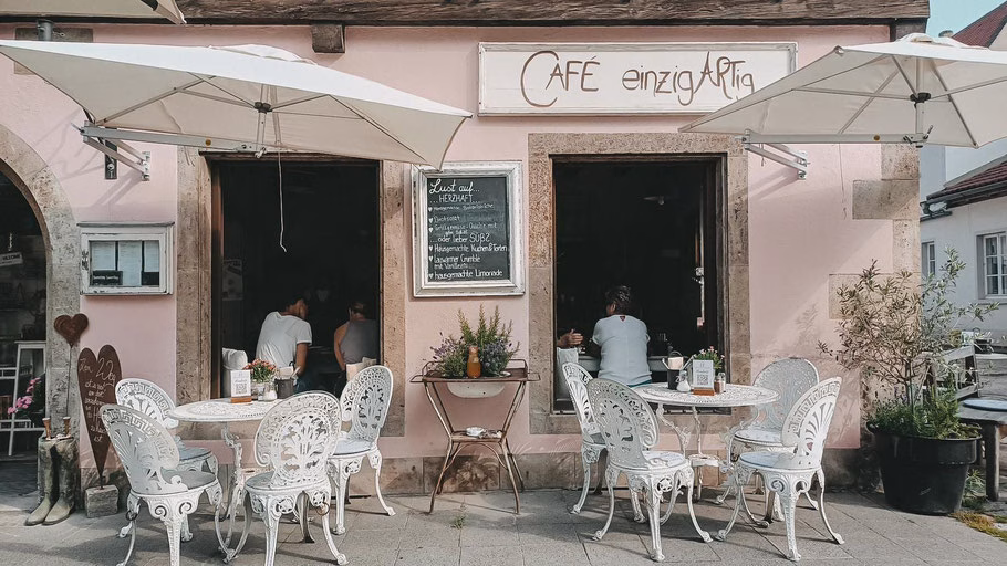 Μια (1) Ημέρα στο Ρότενμπουργκ ομπ ντερ Τάουμπερ: Οδηγός για την Ιδανική Επίσκεψη 17 Café Einzigartig