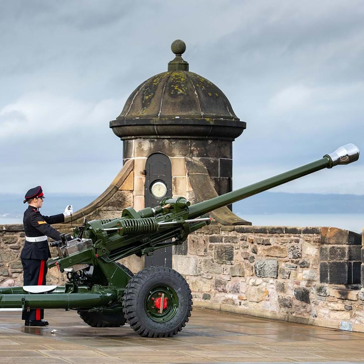 ONE OCLOCK GUN edinburgh