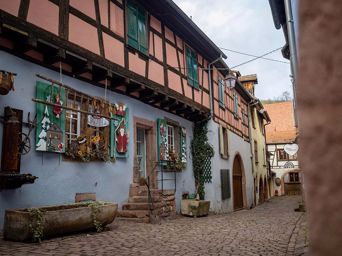 Χριστούγεννα στο Στρασβούργο: Ένα Όνειρο Ζωντανεύει 40 cyprien da silva yLGiDuxYutE Riquewihr jpg