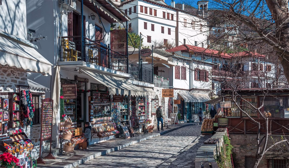 Η Μακρινίτσα: Ένα Ταξίδι στο Χρόνο