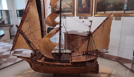 Κότορ: Ο Ενετικός Θησαυρός του Μαυροβουνίου 10 Το Ναυτικό Μουσείο του Κότορ: Ένα Ταξίδι στην Ιστορία της Αδριατικής