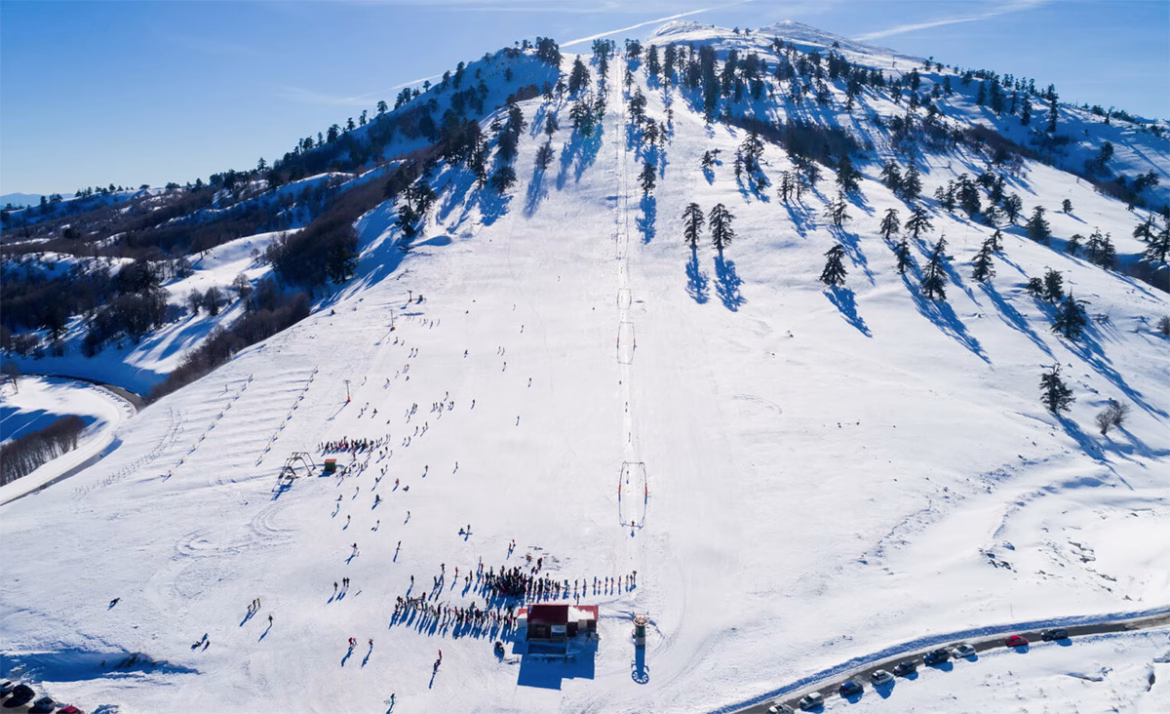 Βασιλίτσα: Ένας Παράδεισος για Σκι και Φύση