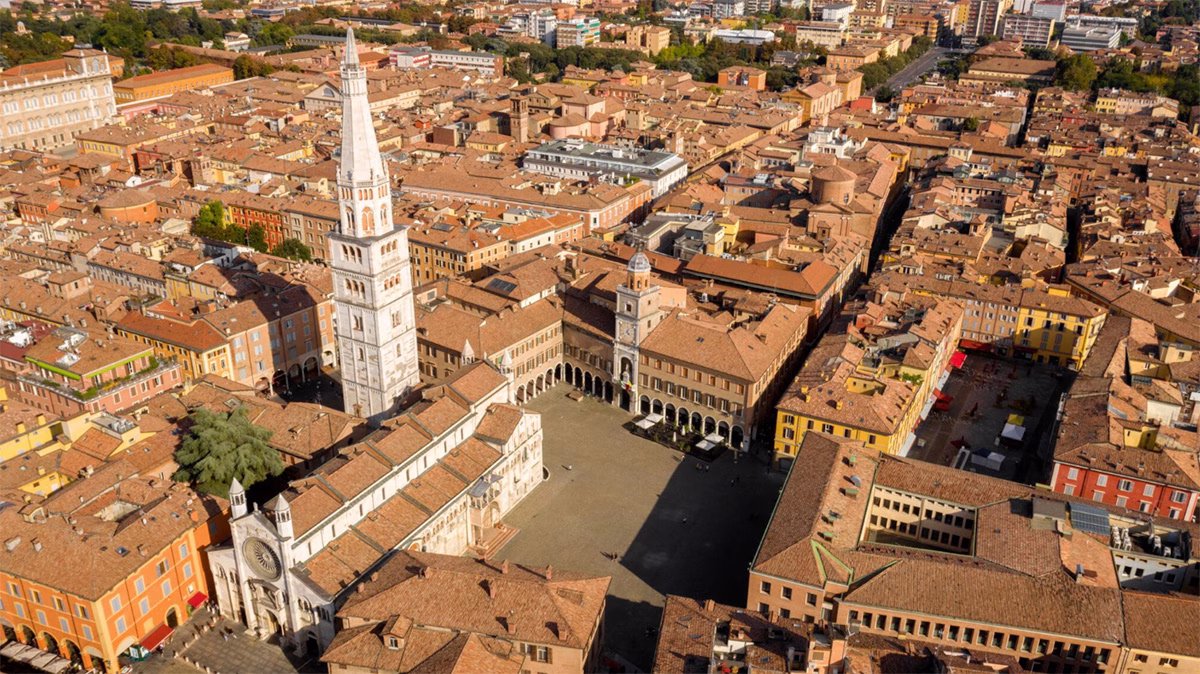 Μόντενα: Η Πόλη της Παράδοσης και της Αυτοκίνησης 18 Μόντενα: Η Πόλη της Παράδοσης και της Αυτοκίνησης