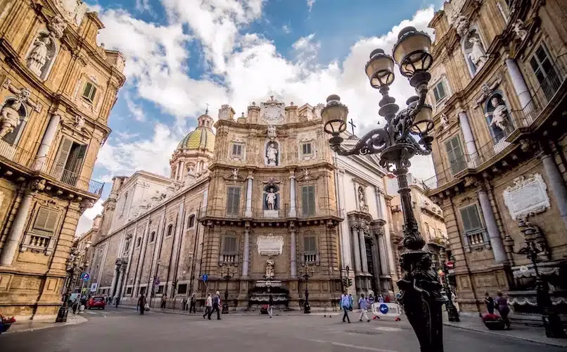 Ανακαλύψτε τα 10 Κορυφαία Αξιοθέατα στο Παλέρμο 22 Quattro Canti
